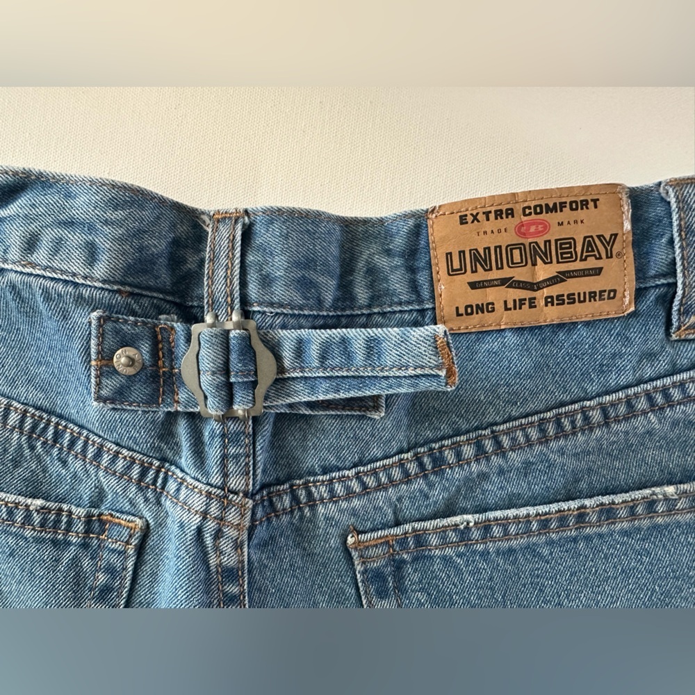 Vintage Union Bay Utility Denim Shorts With Rolled Hem And Adjustable Strap - Picture 7 of 11